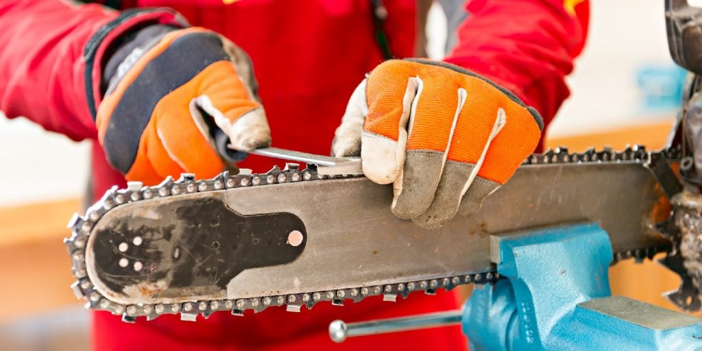chainsaw-sharpening-woodsmith-1024x512